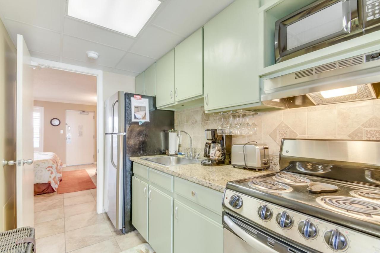 Oceanfront Condo W Balcony Minutes Walk To The Beach Myrtle Beach Eksteriør bilde